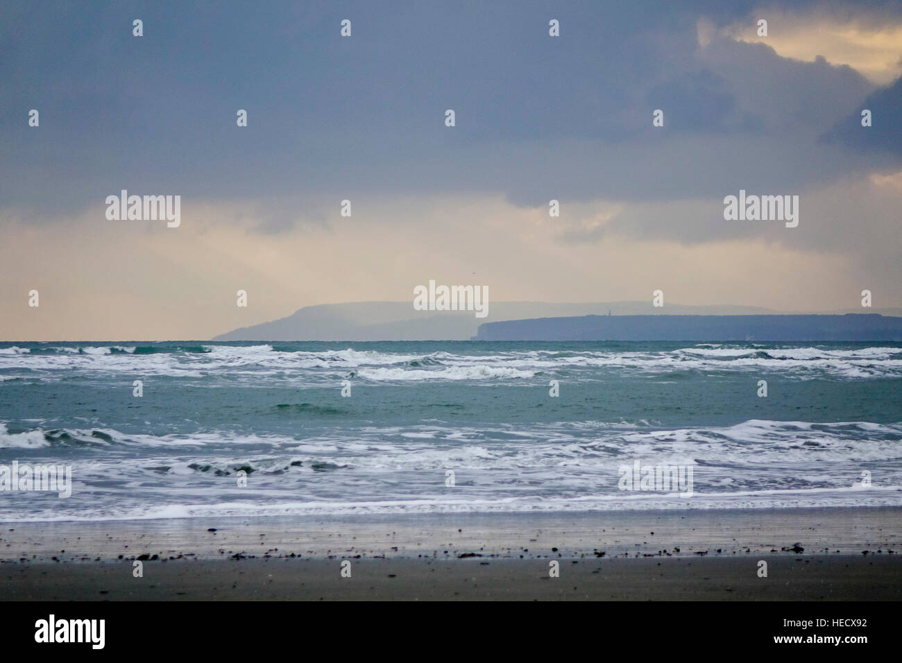 West Wittering, UK. 20th Dec, 2016. Weather. SouthEasterly winds