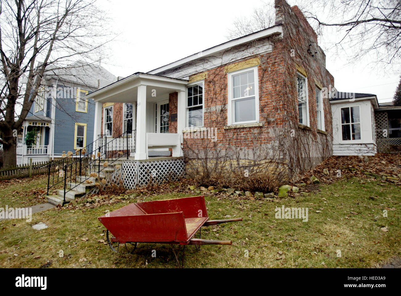 Leclaire, Iowa, USA. 5th Mar, 2004. Mike Wolfe's home in LeClaire, Iowa