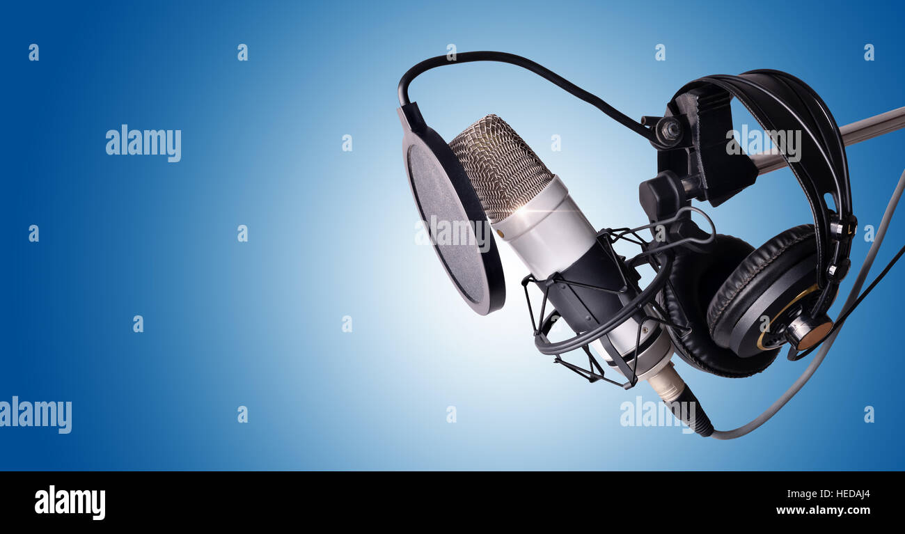 Studio headphones with mic new arrivals