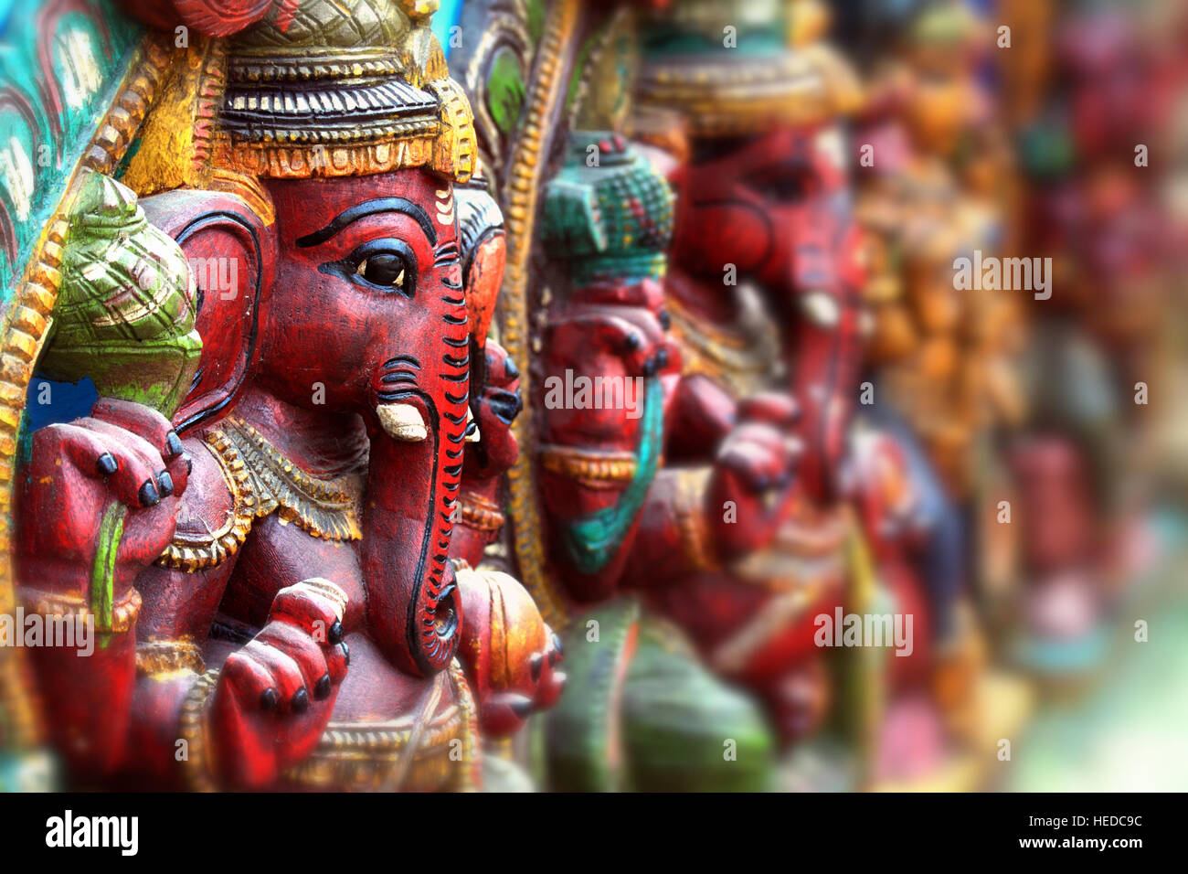 Wooden Statue of Hindu God Gannesa Stock Photo Alamy