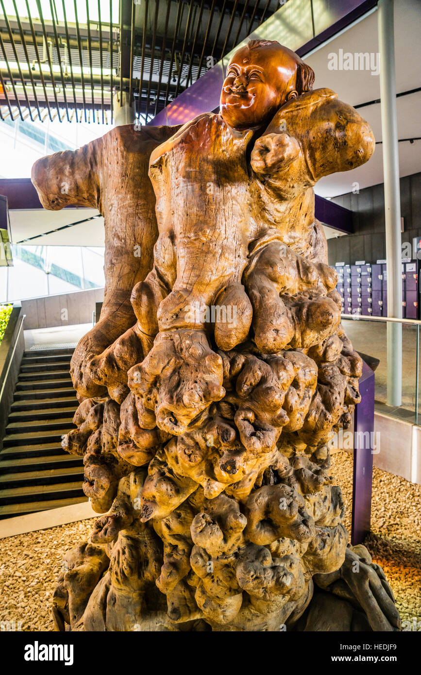 Singapore, Gardens by the Bay, sculptured tree trunk at the canopy of the Flower Dome Stock Photo