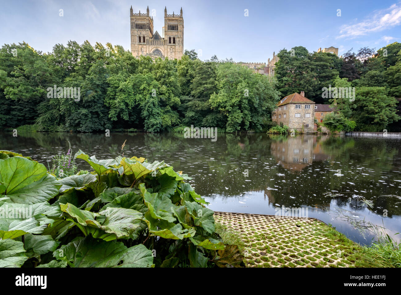 Durham castle is a norman castle hi-res stock photography and images ...