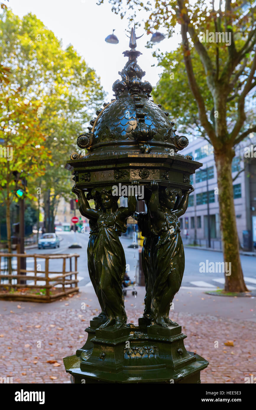 picture of an antique drinking fountain in Paris, France Stock Photo Alamy