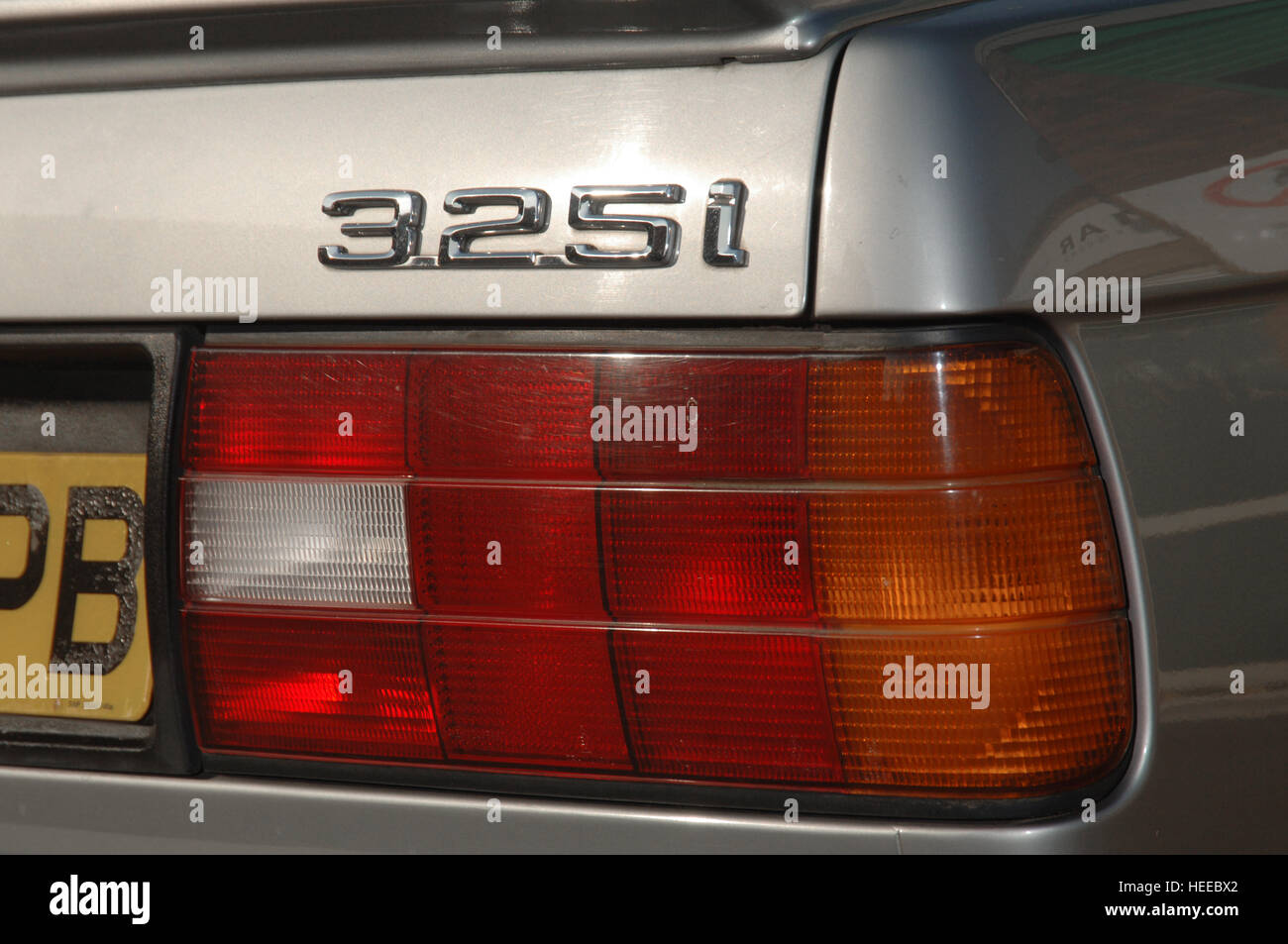 Bmw 3 2024 series bonnet badge