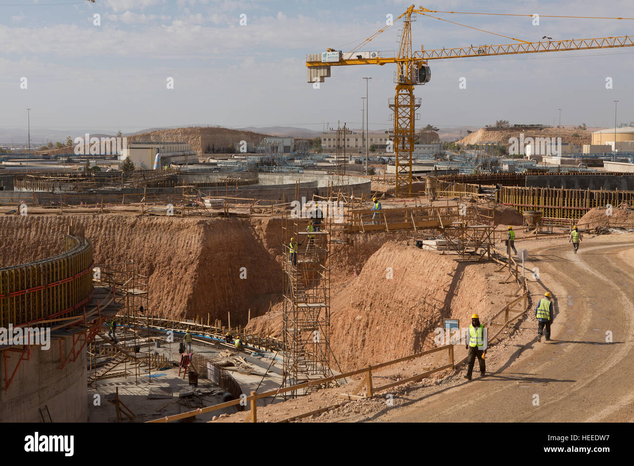 Construction of the AsSamra waste water treatment plant in Zarqa