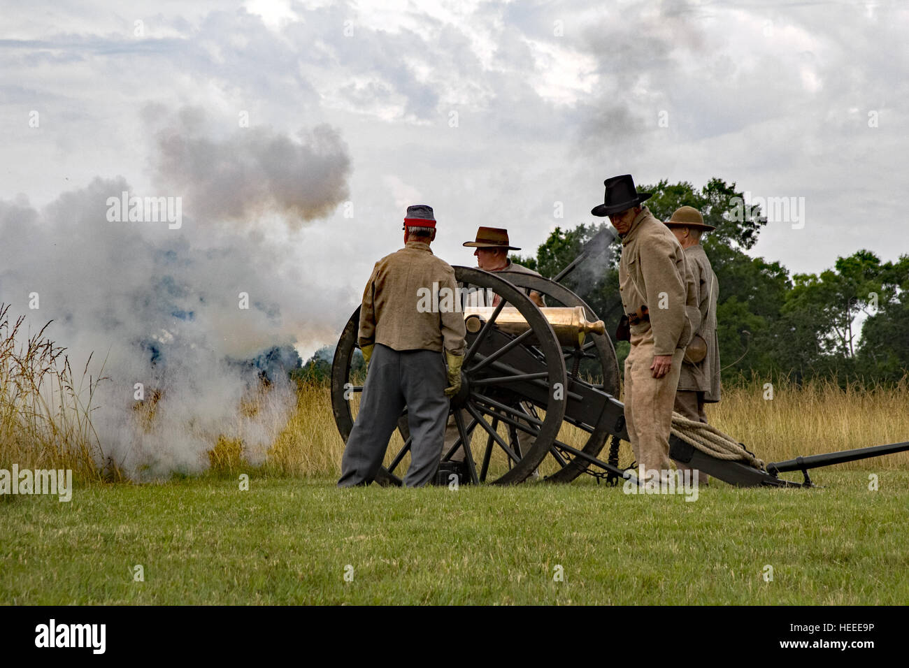 Recreation of cannon firing at Chickamauga & Chattanooga National Military Park Civil War battle site in Tennessee and Georgia Stock Photo
