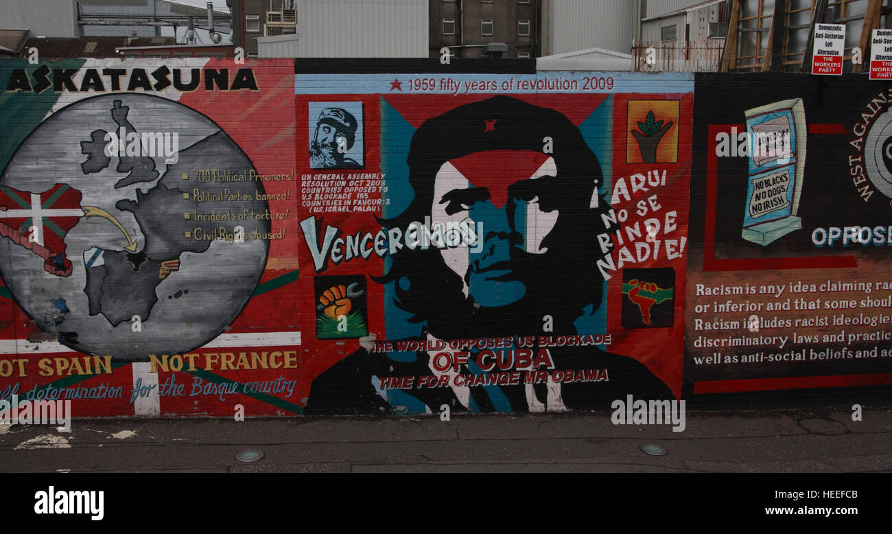 Belfast Falls Rd Republican Mural - Venceremos Cuba solidarity Stock Photo