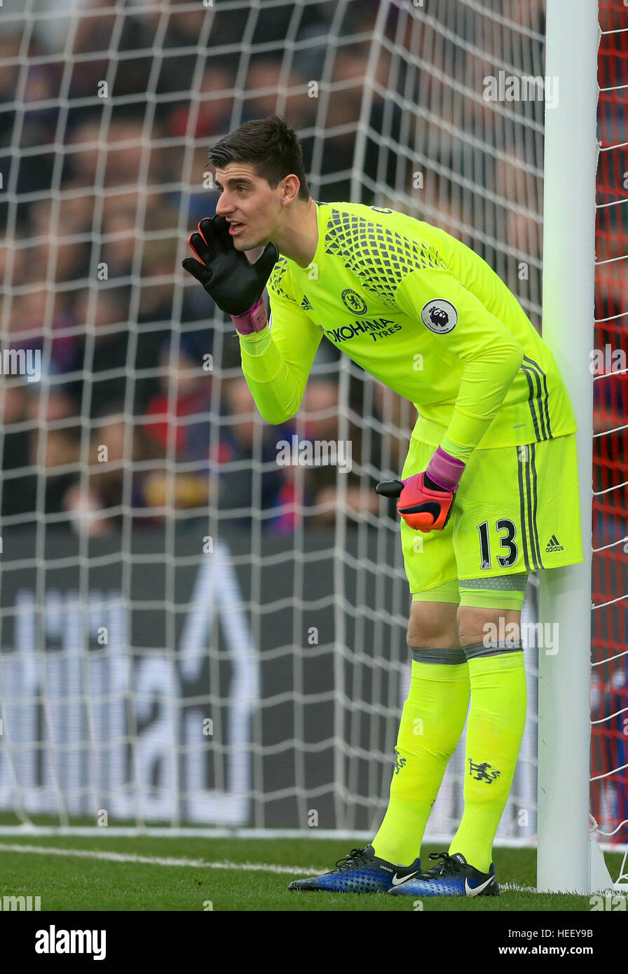 Chelsea goalkeeper Thibaut Courtois Stock Photo - Alamy