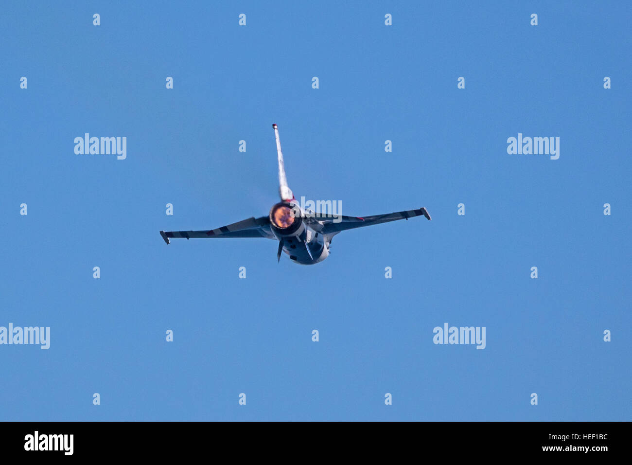 Airplane US Air Force Thunderbirds F-16 jet fighter tail engine glow ...