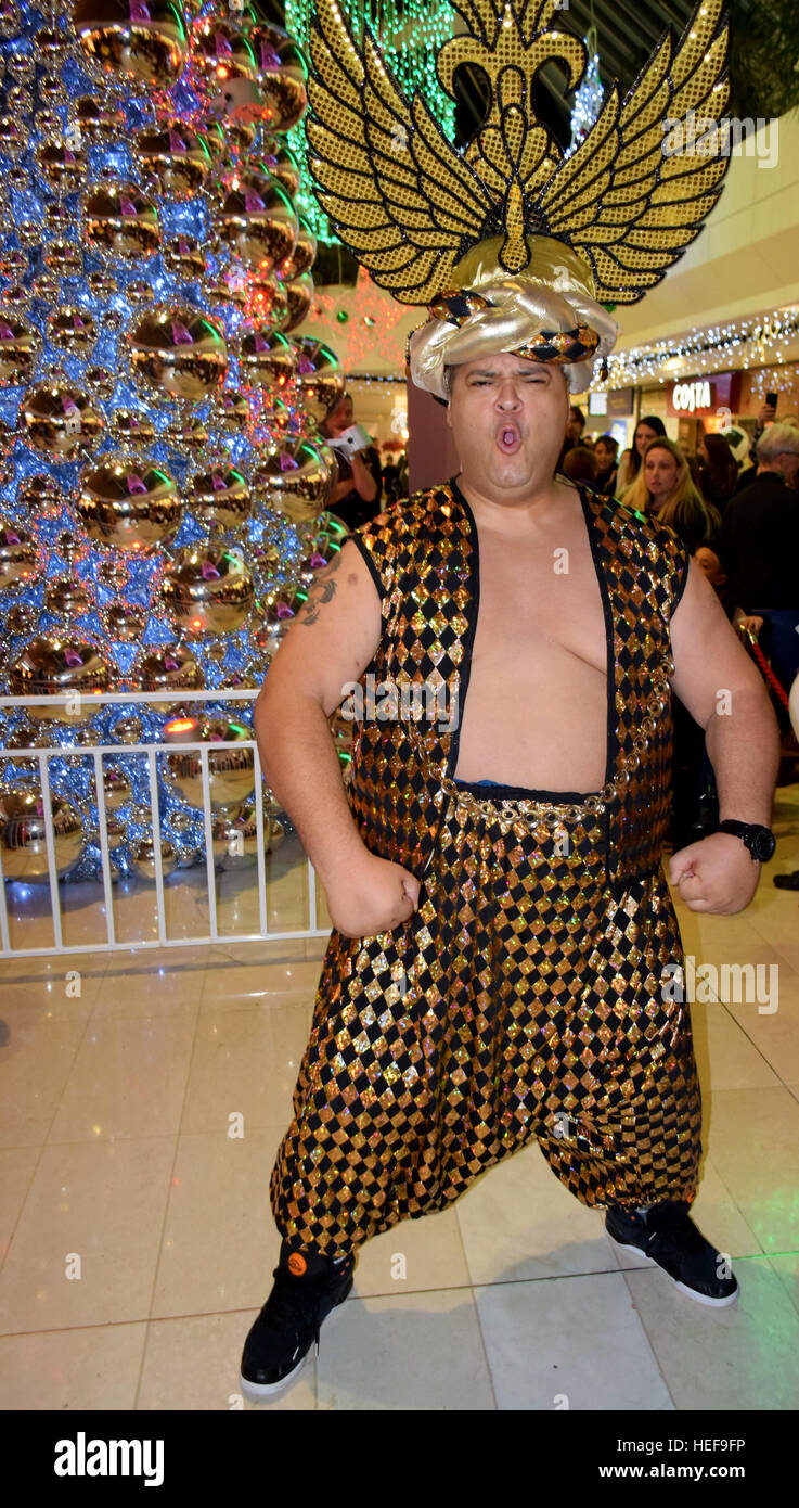 Heavy D and the cast of Epsom Playhouse Panto Aladdin switch on the