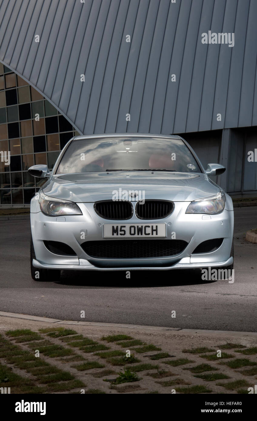 Baby an Bord Autoaufkleber in einem BMW 540i 5-Serie Touring Kombi, E61  Form (E60 Kombi 2003-2010 Stockfotografie - Alamy