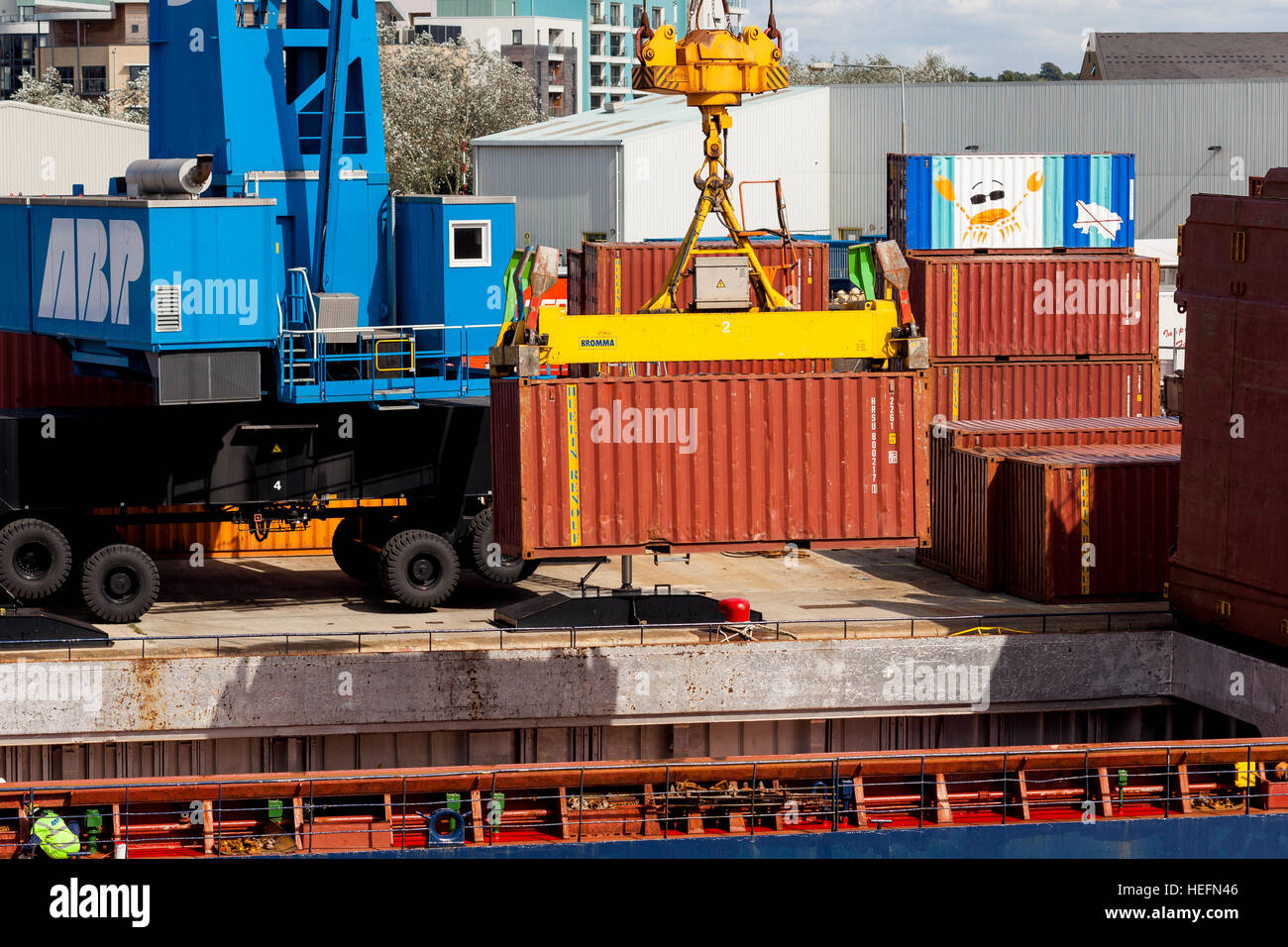 Loading container ship Southampton Docks England UK Stock Photo Alamy