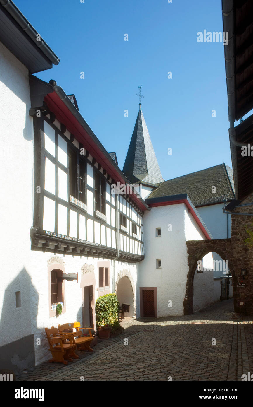 Deutschland, Nordrhein-Westfalen, Kreis Euskirchen, Gemeinde Dahlem, Kronenburg, historische Altstadt. Nur wenige Burgorte, die einst so zahlreich in  Stock Photo