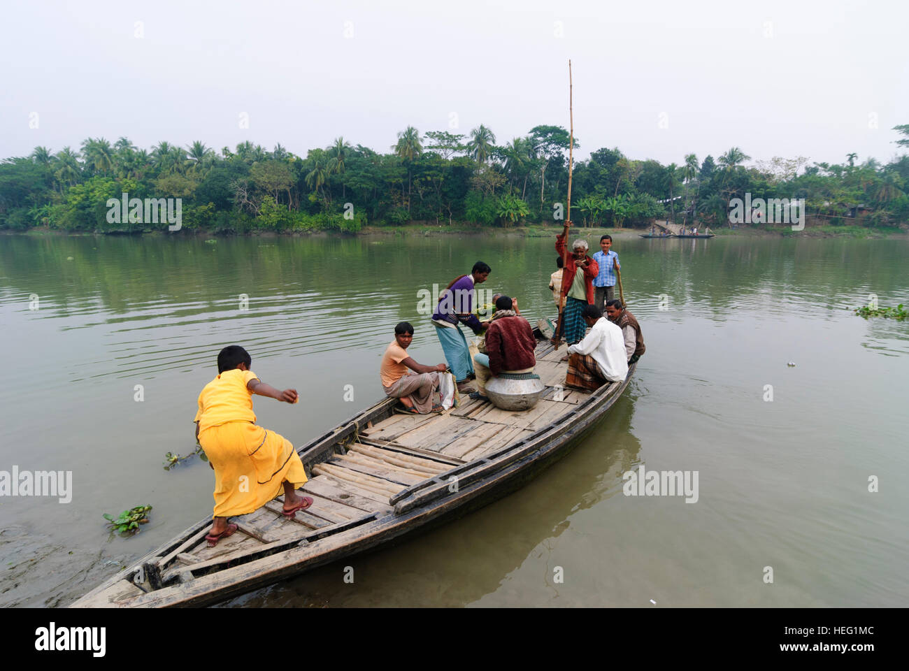 Hariargup: river ferry, Khulna Division, Bangladesh Stock Photo