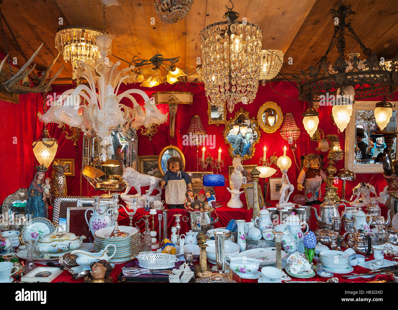 Chandeliers, china dishes, knick-knacks, Auer Dult, Munich, Bavaria ...