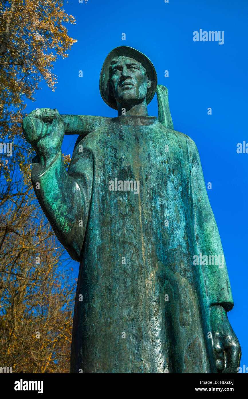 The Isar Rafter Statue, Thalkirchen, Munich, Bavaria, Germany Stock Photo