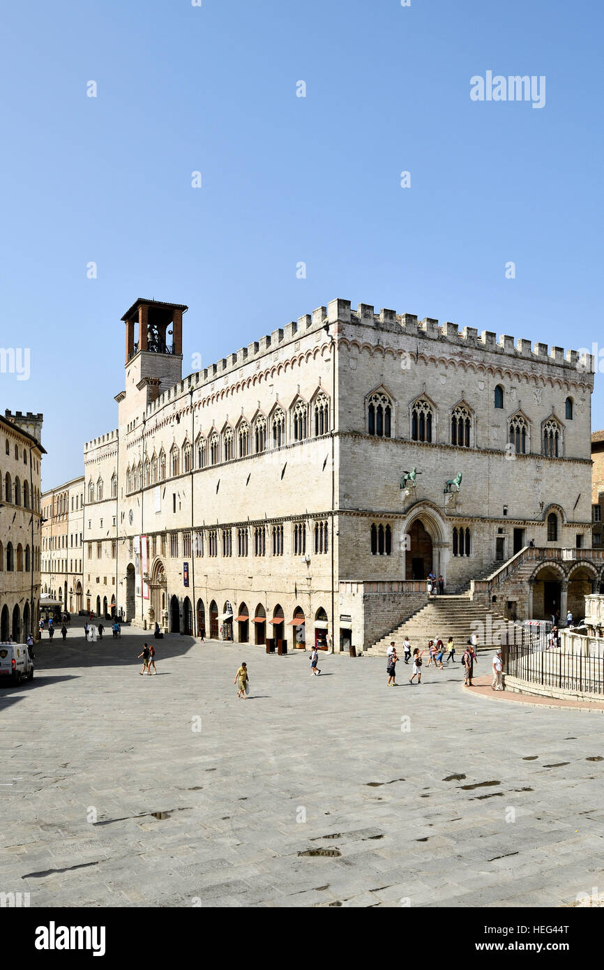 Prior's Palace, Palazzo dei Priori, Piazza IV Novembre, Todi, Perugia Province, Umbria, Italy Stock Photo