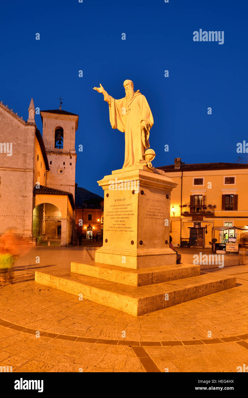 Statue of San Benedetto, town square, Norcia, Perugia Province, Umbria, Italy Stock Photo