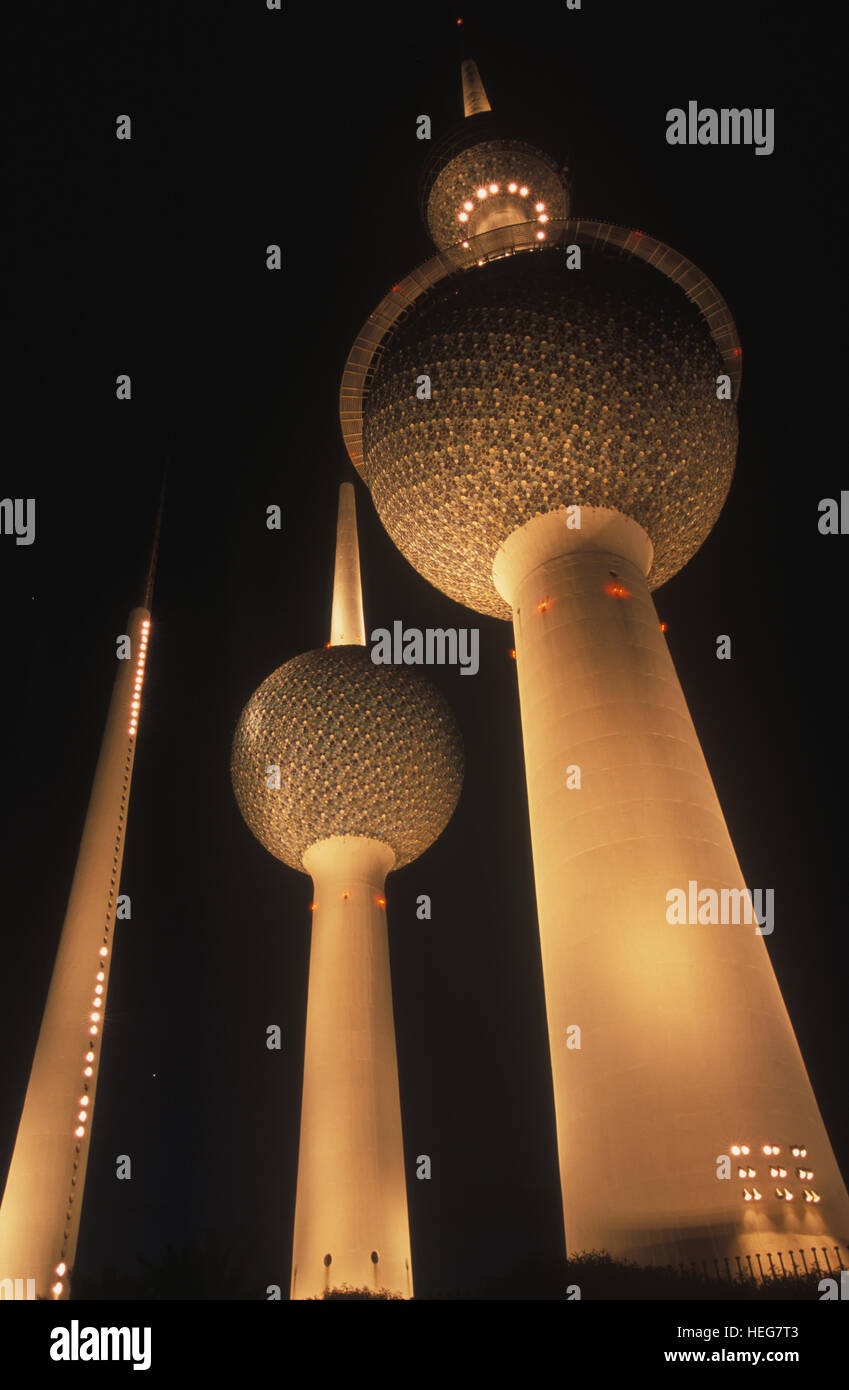 Kuwaiti Towers Stock Photos & Kuwaiti Towers Stock Images Alamy