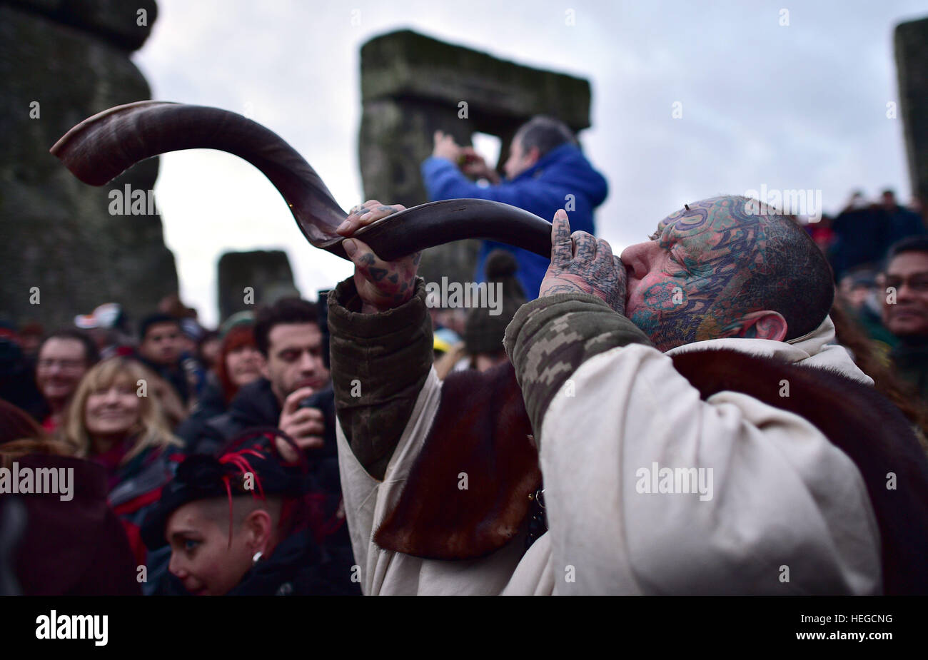 People gather at Stonehenge in Wiltshire on the winter solstice to ...