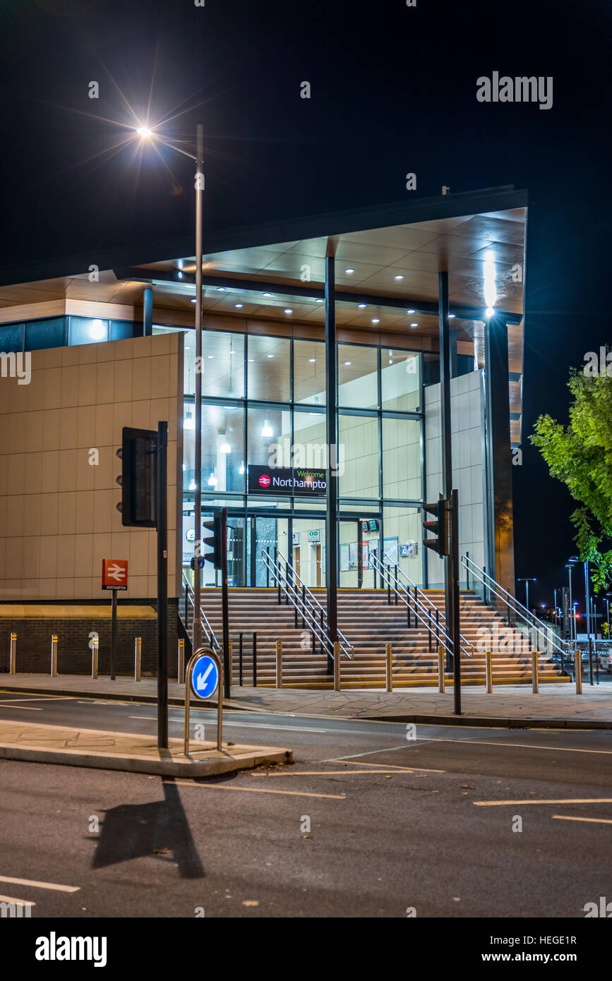 Northampton Railway Station High Resolution Stock Photography and