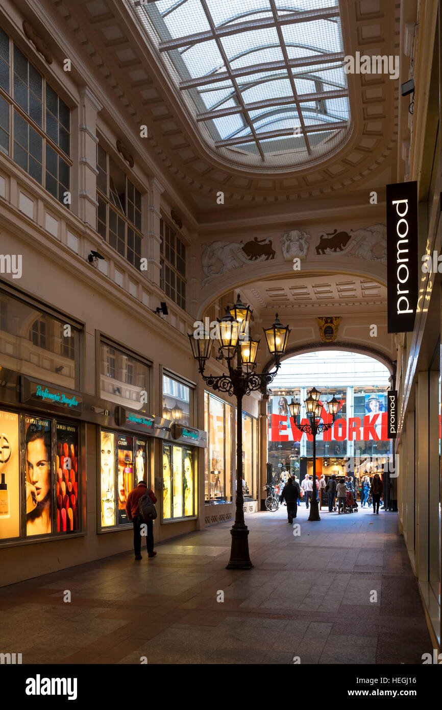 Europe, Germany, Ruhr Area, Dortmund, the Krueger shopping arcade at the Westenhellweg. Stock Photo
