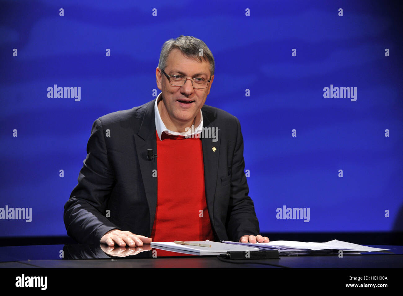 Maurizio Landini, Italian trade unionist, on Italian talk show 'In ½ h' in Rome, Italy.  Featuring: Maurizio Landini Where: Rome, Lazio, Italy When: 20 Nov 2016 Credit: IPA/WENN.com  **Only available for publication in UK, USA, Germany, Austria, Switzerland** Stock Photo