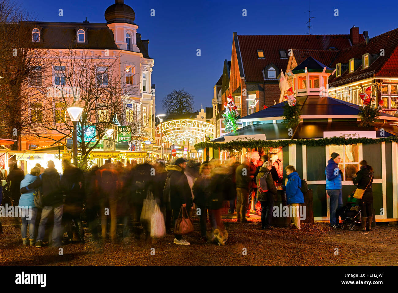 Weihnachtsmarkt am Sachsentor in Bergedorf, Hamburg, Deutschland, Europa Stock Photo