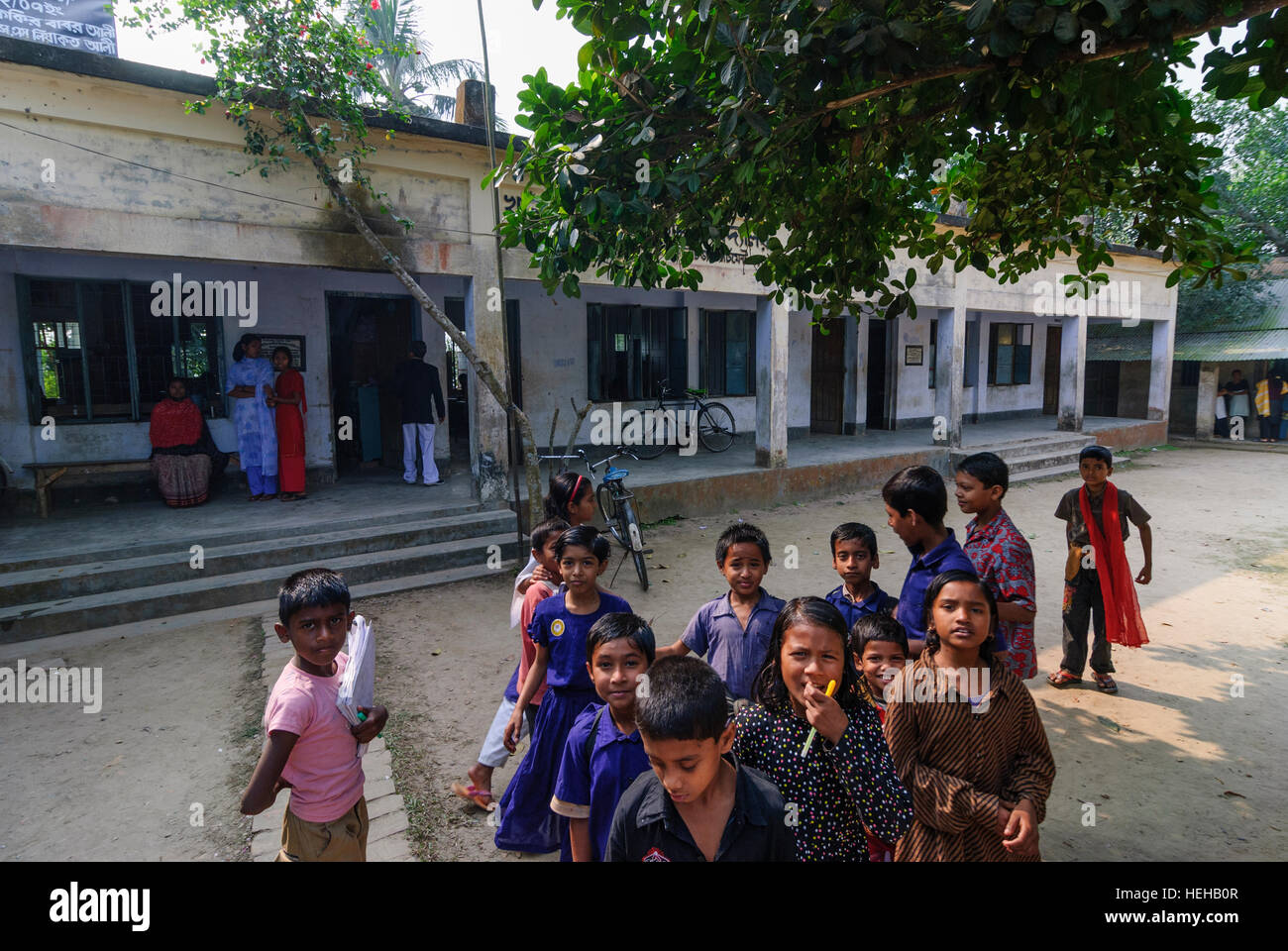 Bagerhat: school, Khulna Division, Bangladesh Stock Photo