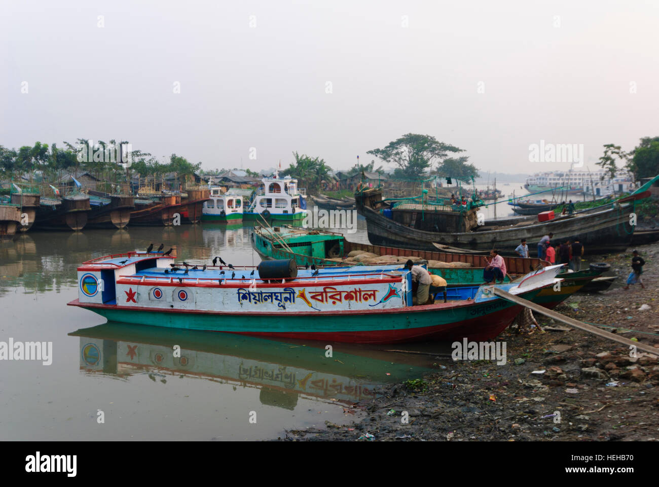 Barisal: Port, ships, Barisal Division, Bangladesh Stock Photo