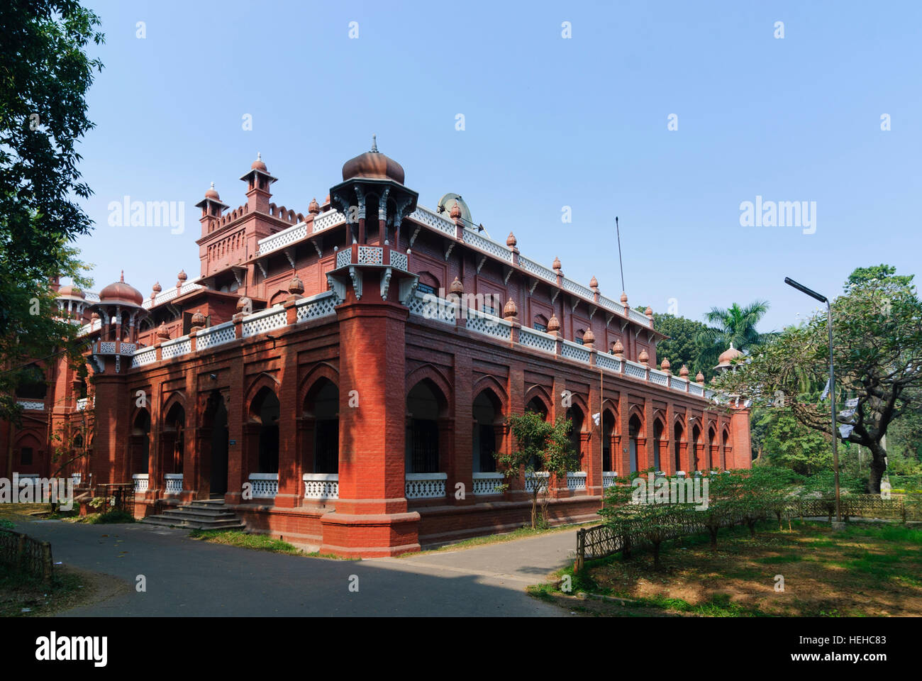 Dhaka: Dhaka University with the Curzon Hall, Dhaka Division, Bangladesh Stock Photo