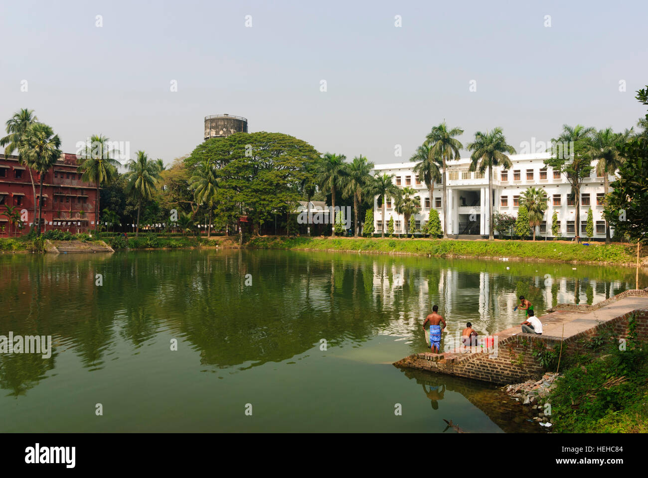 Dhaka: Dhaka University, pond, Dhaka Division, Bangladesh Stock Photo