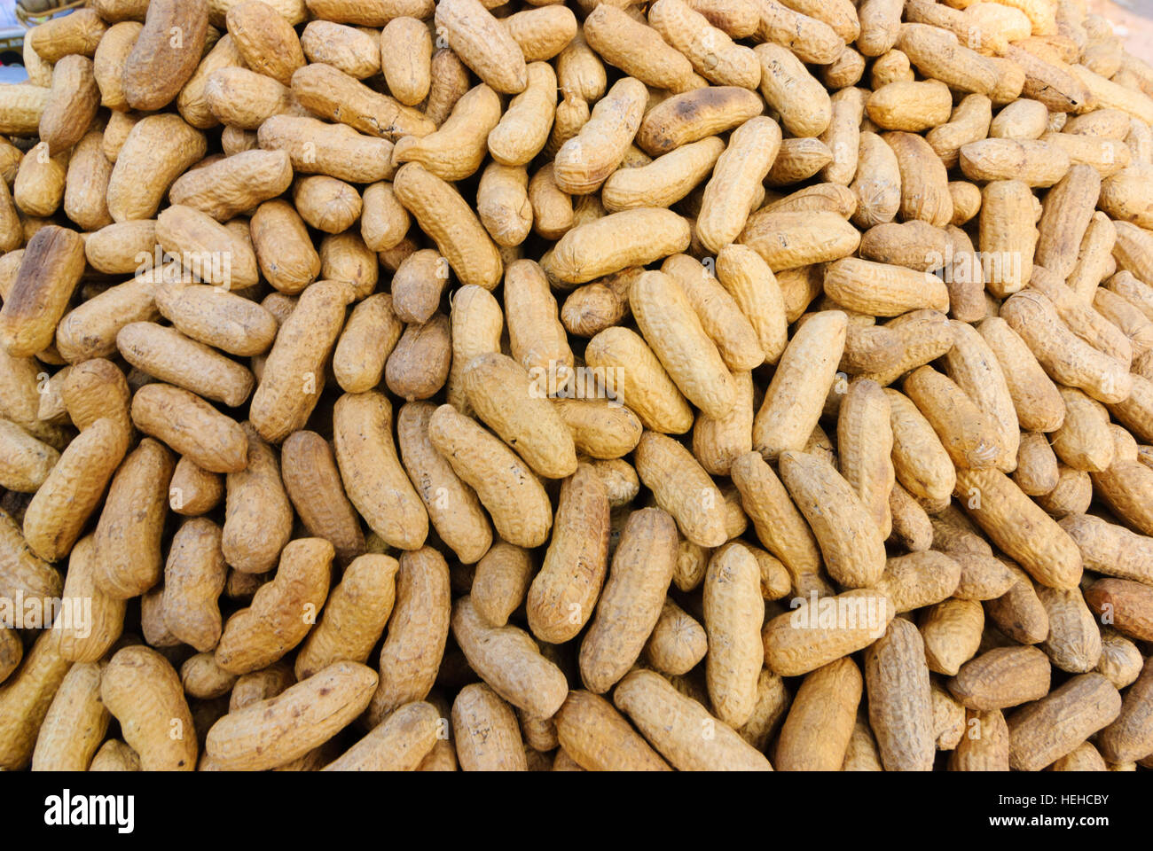 Dhaka: peanuts in shells, Dhaka Division, Bangladesh Stock Photo