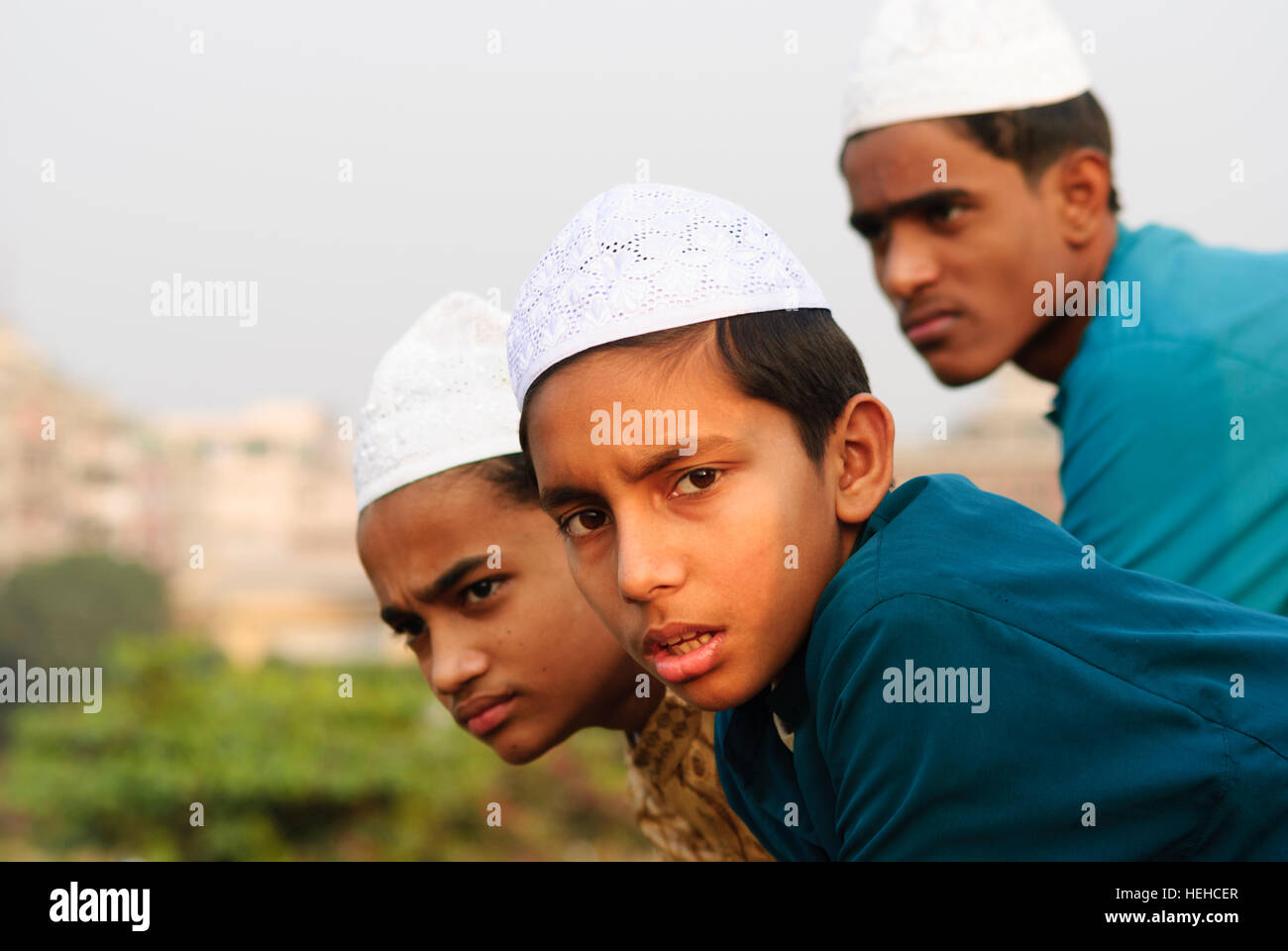 Dhaka: boys in Lalbagh Fort, Dhaka Division, Bangladesh Stock Photo