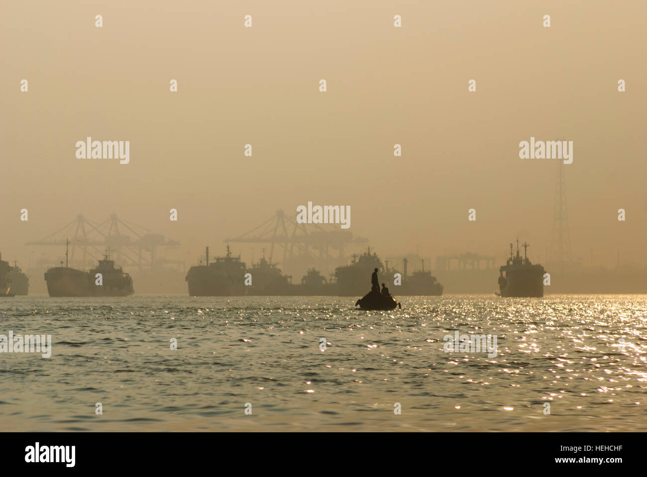Chittagong Port On Karnaphuli River High Resolution Stock Photography ...