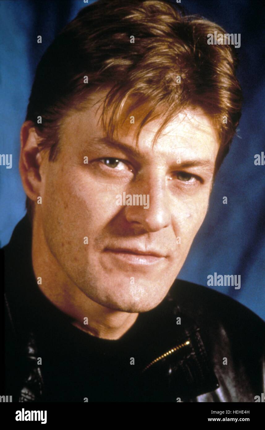 Sean Bean James Bond High Resolution Stock Photography and Images Alamy