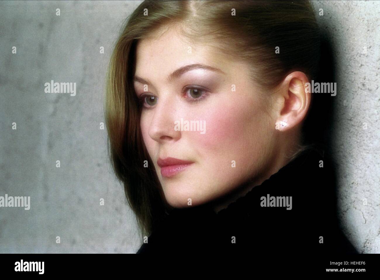 Rosamund Pike Die Another Day High Resolution Stock Photography and Images Alamy