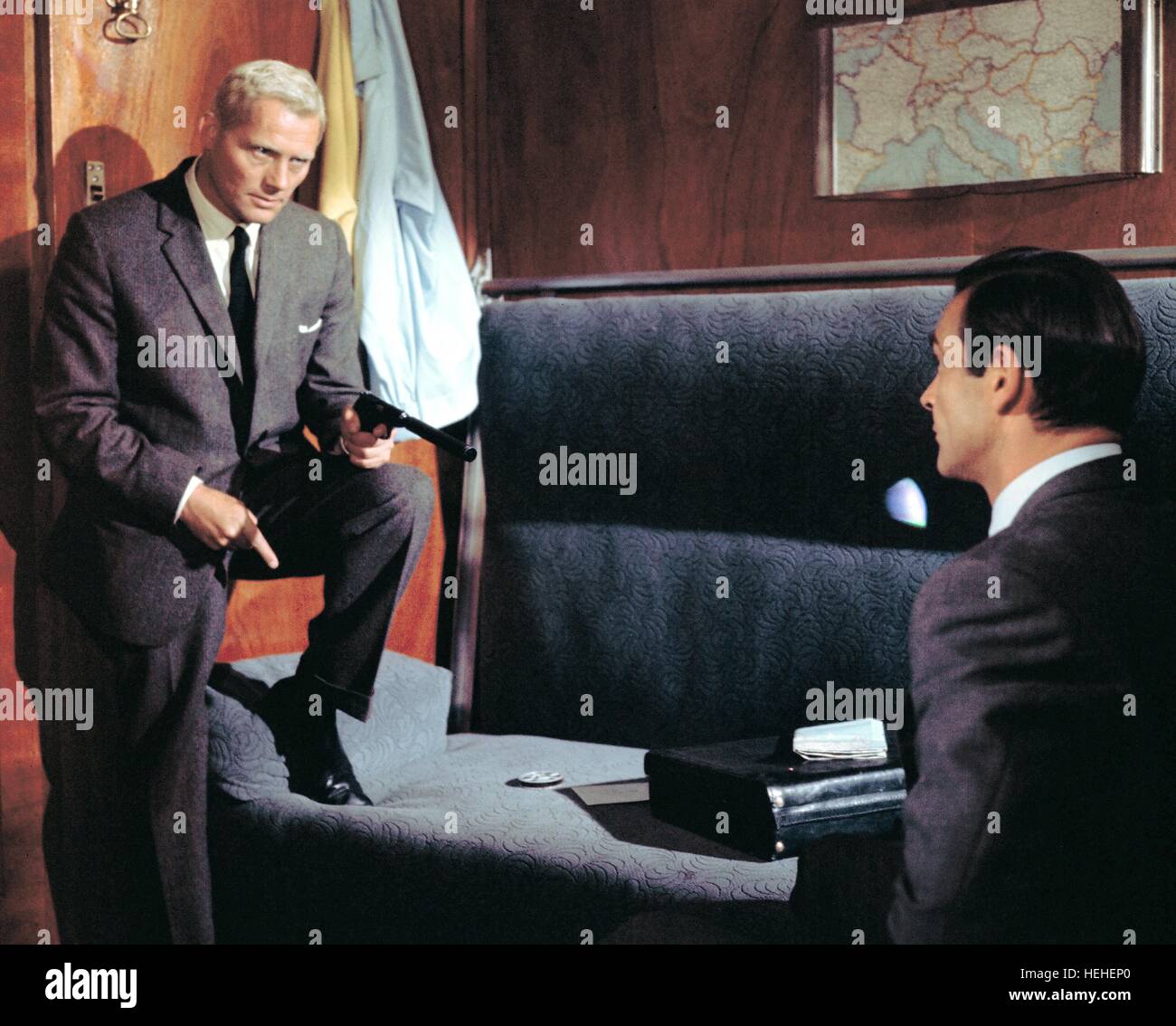 Robert Shaw Sean Connery From Russia With Love 1963 Stock Photo Alamy