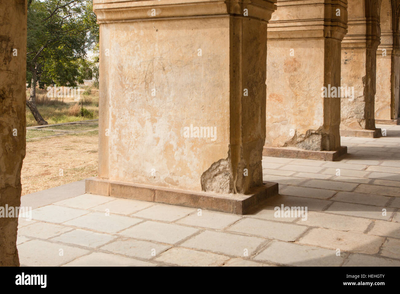 Qutb shahi tombs hi-res stock photography and images - Alamy