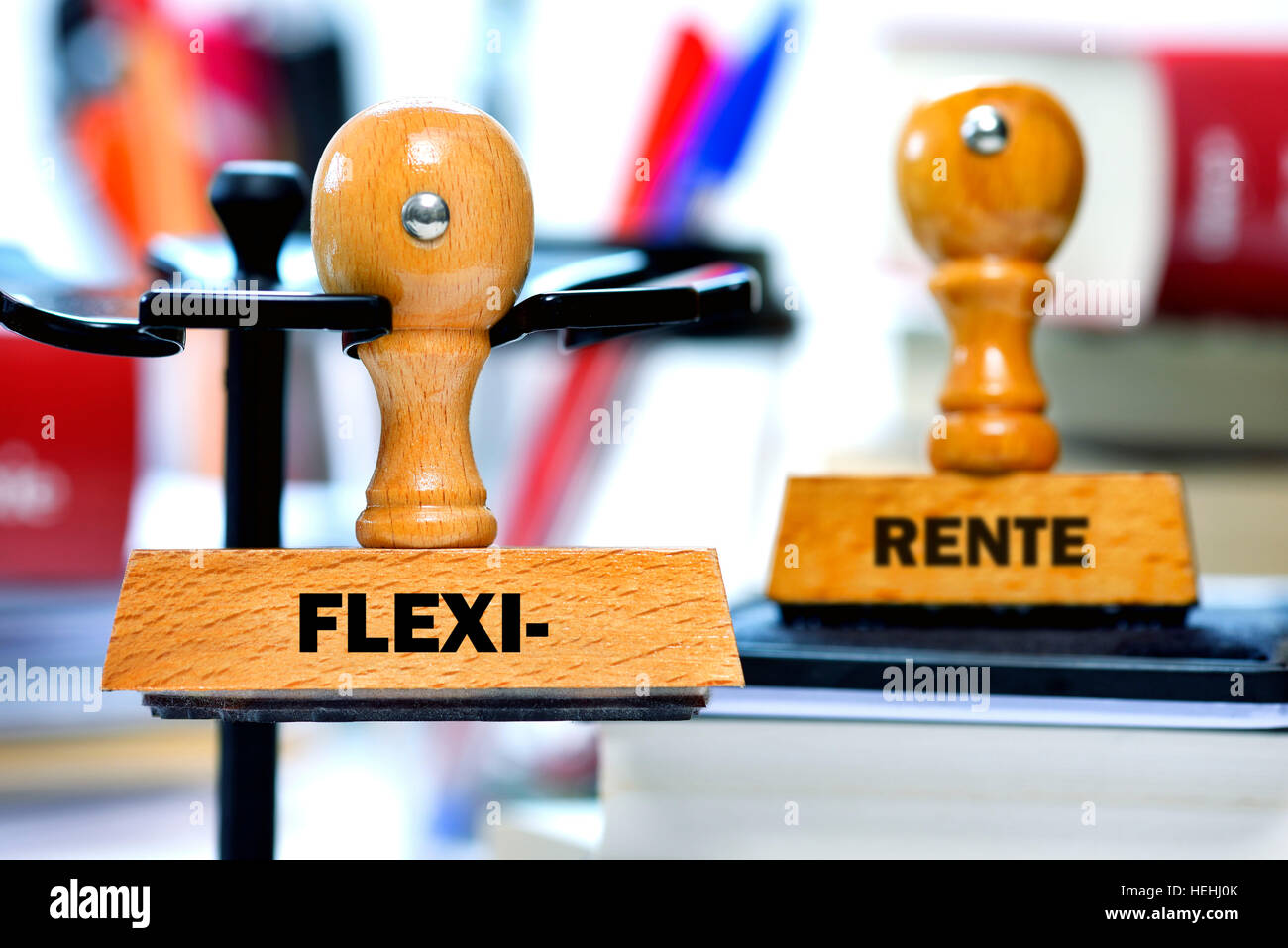 Stempel mit der Aufschrift Flexi- und Rente Stock Photo