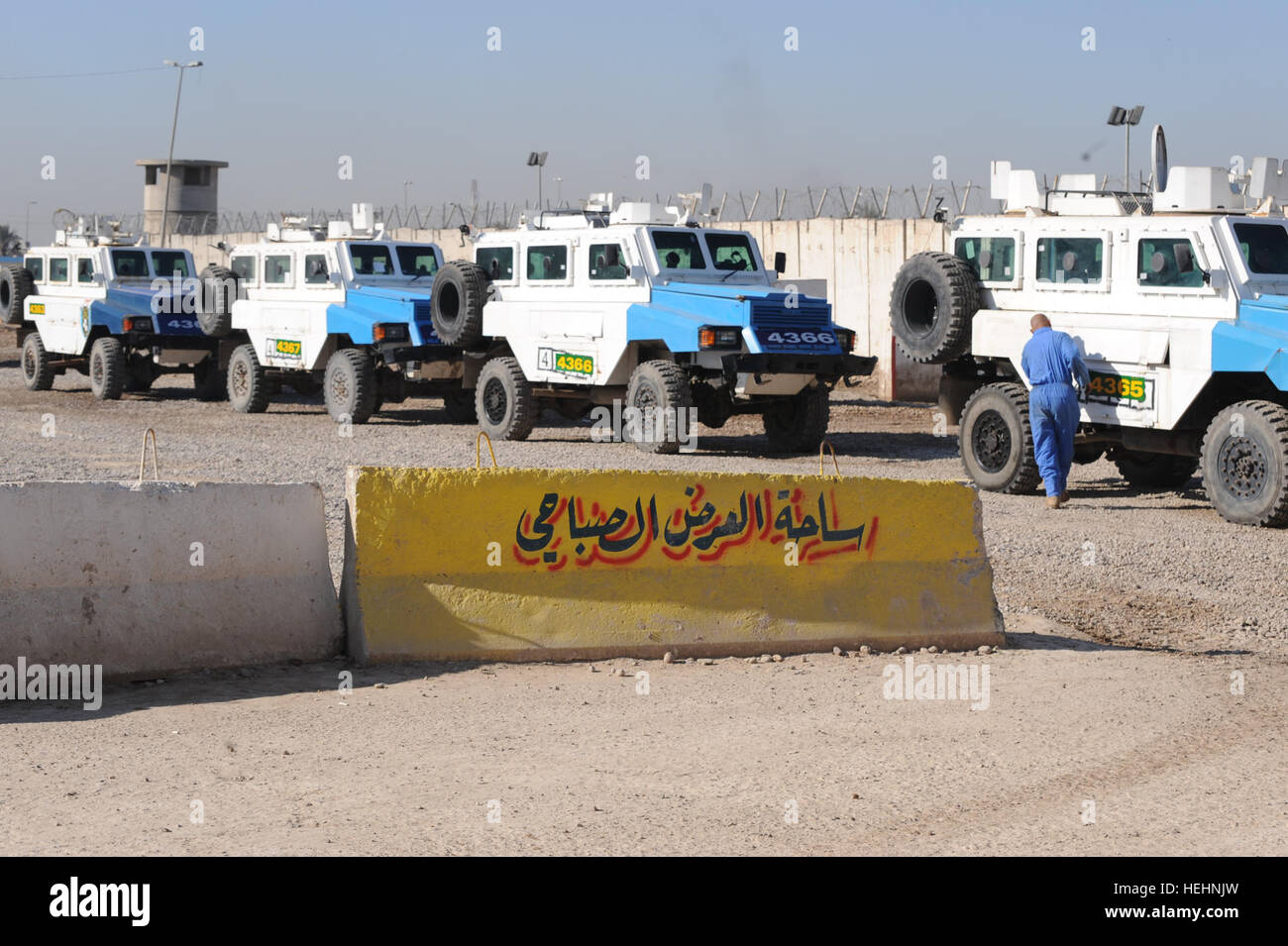 Iraqi National Police armored vehicles line up for a convoy at Joint Security Station Beladiyat, in Muhallah 732, at Beladiyat, in eastern Baghdad, Iraq, Jan. 5, 2009. (U.S. Army photo by Staff Sgt. James Selesnick/Released) Iraqi National Police armored vehicles Stock Photo