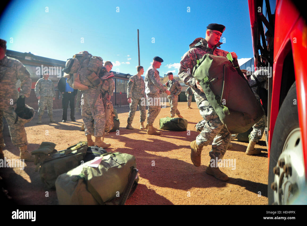 Colorado Army National Guard Soldiers of Headquarters and Headquarters ...
