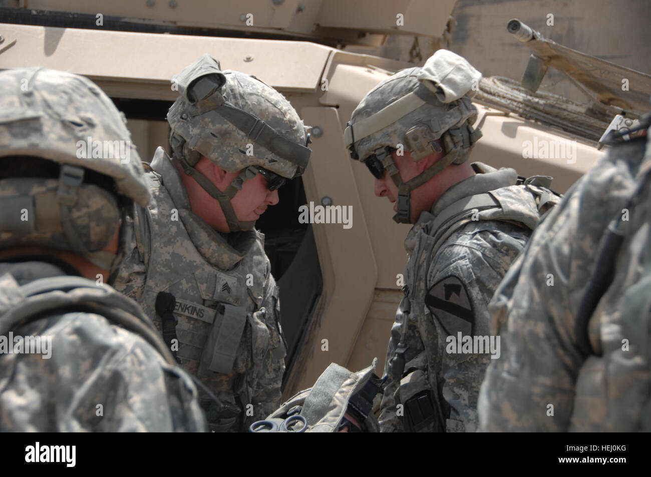 U s army personnel practice hi-res stock photography and images - Alamy