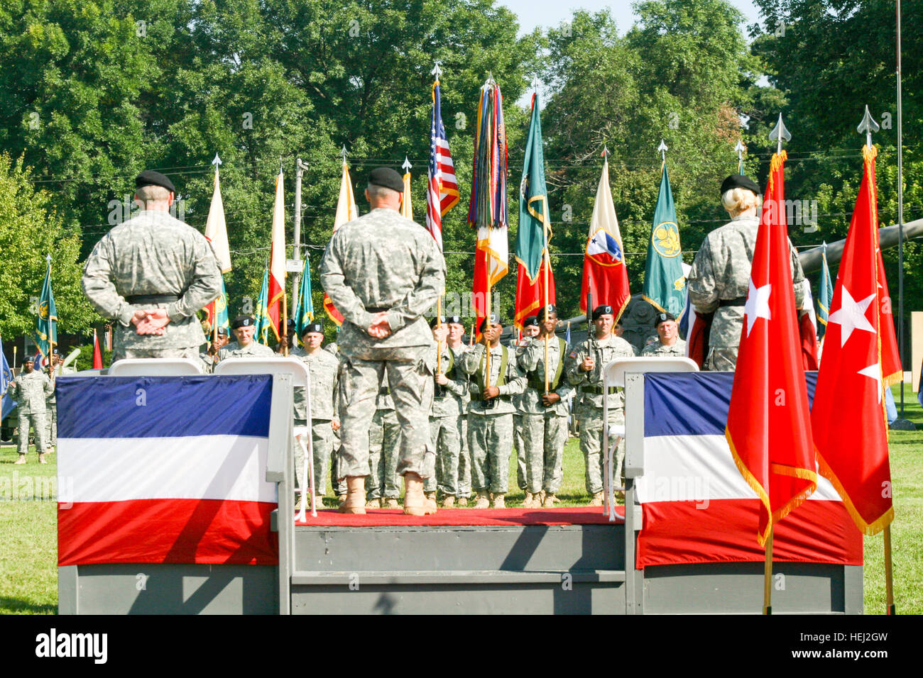 Army chain of command hi-res stock photography and images - Alamy