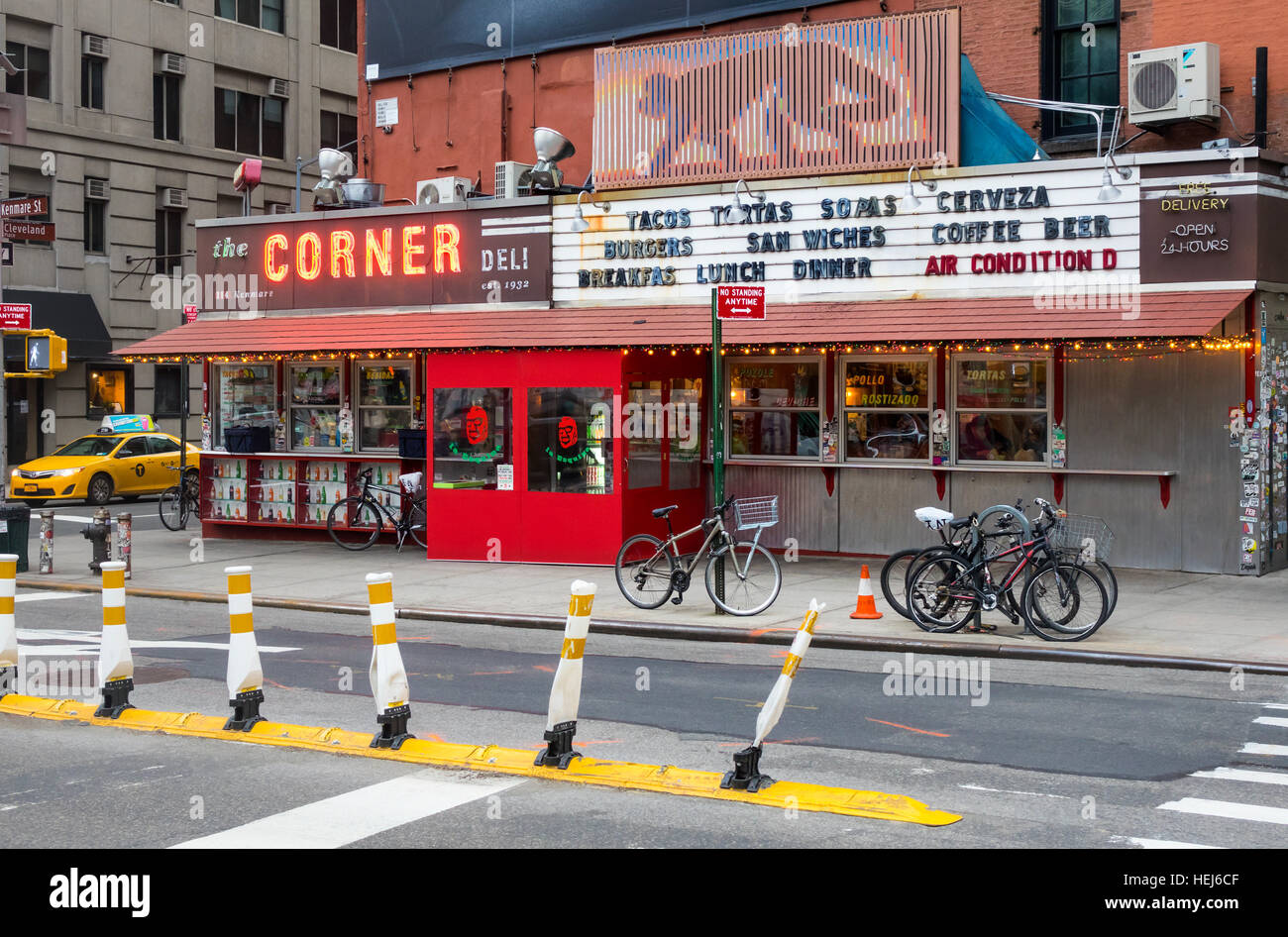 La Esquina, The Corner Deli, in Soho, New York City, a fast-food Mexican restaurant Stock Photo