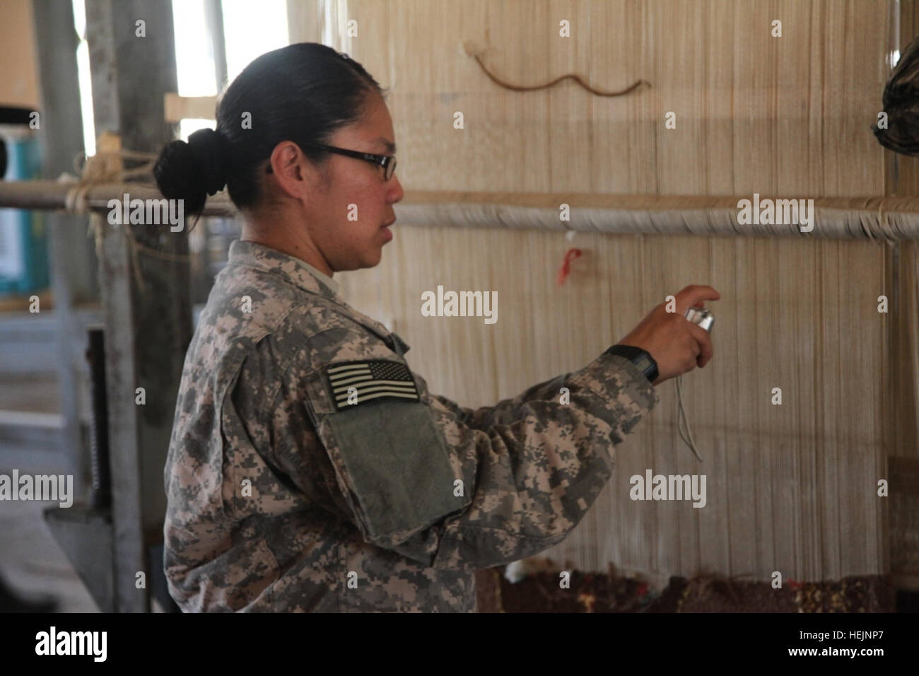 Women military training iraq hi-res stock photography and images - Alamy