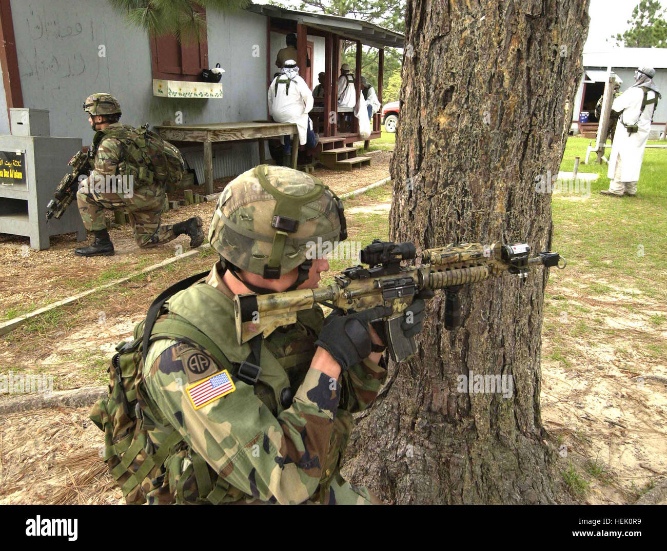 Paratrooper from 1st battalion 505th hi-res stock photography and ...