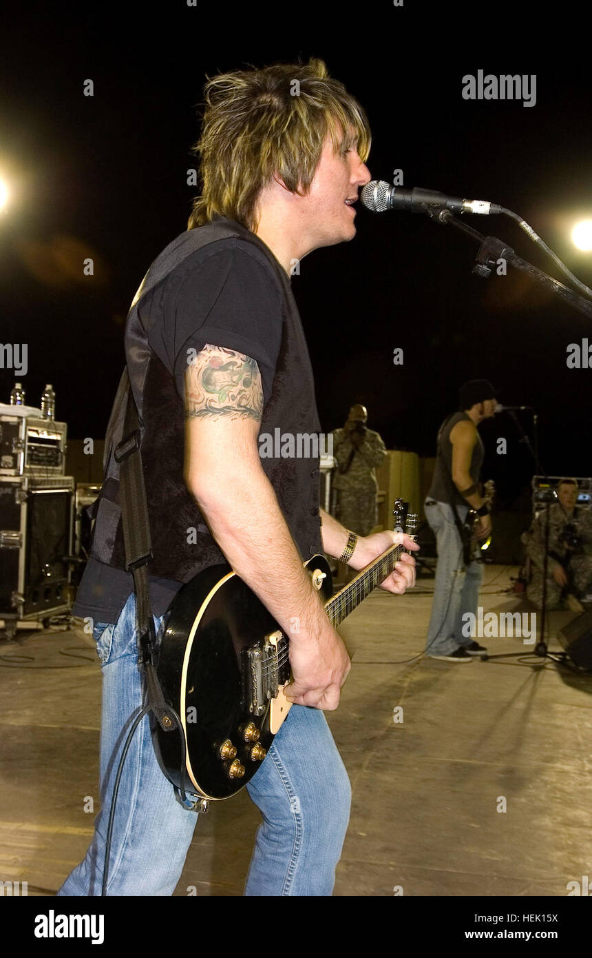 Guitarist Dean Aicher plays with classic rock band Bad Company as they