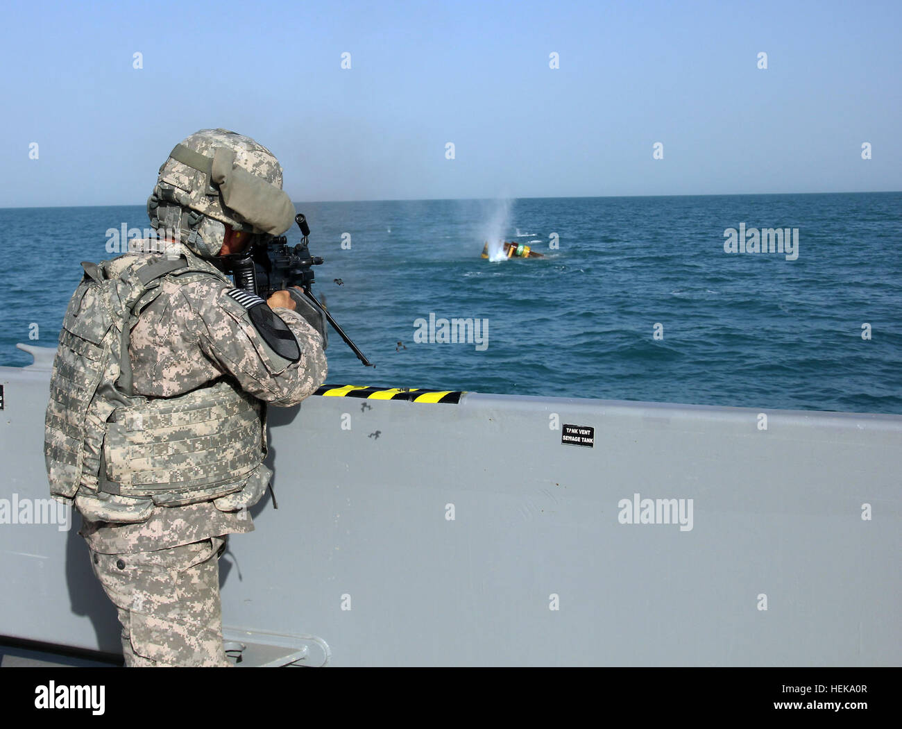 Desert Soldiers Train At Sea A Bs900 324 Stock Photo Alamy