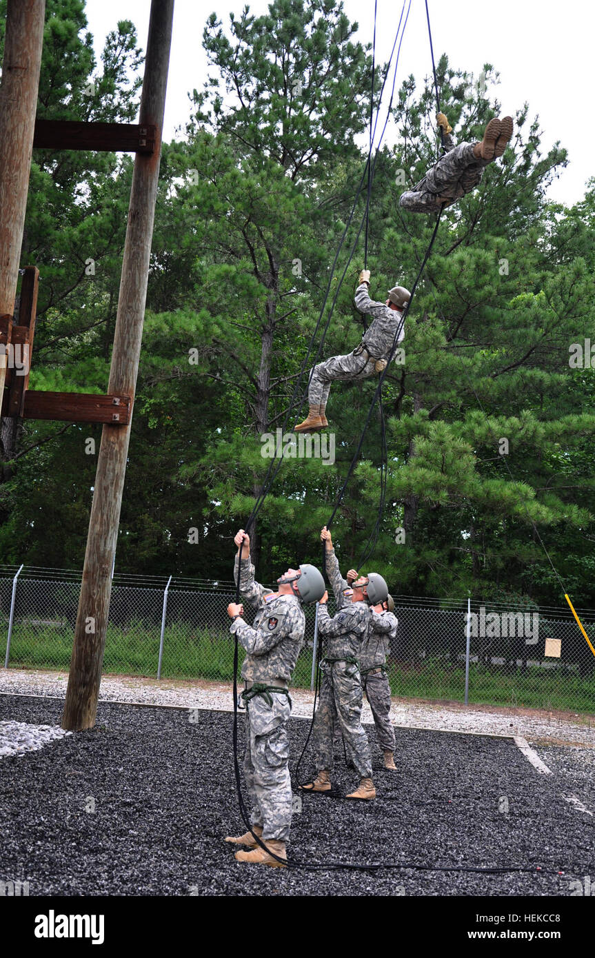 Airmen from air assault team hi-res stock photography and images - Alamy